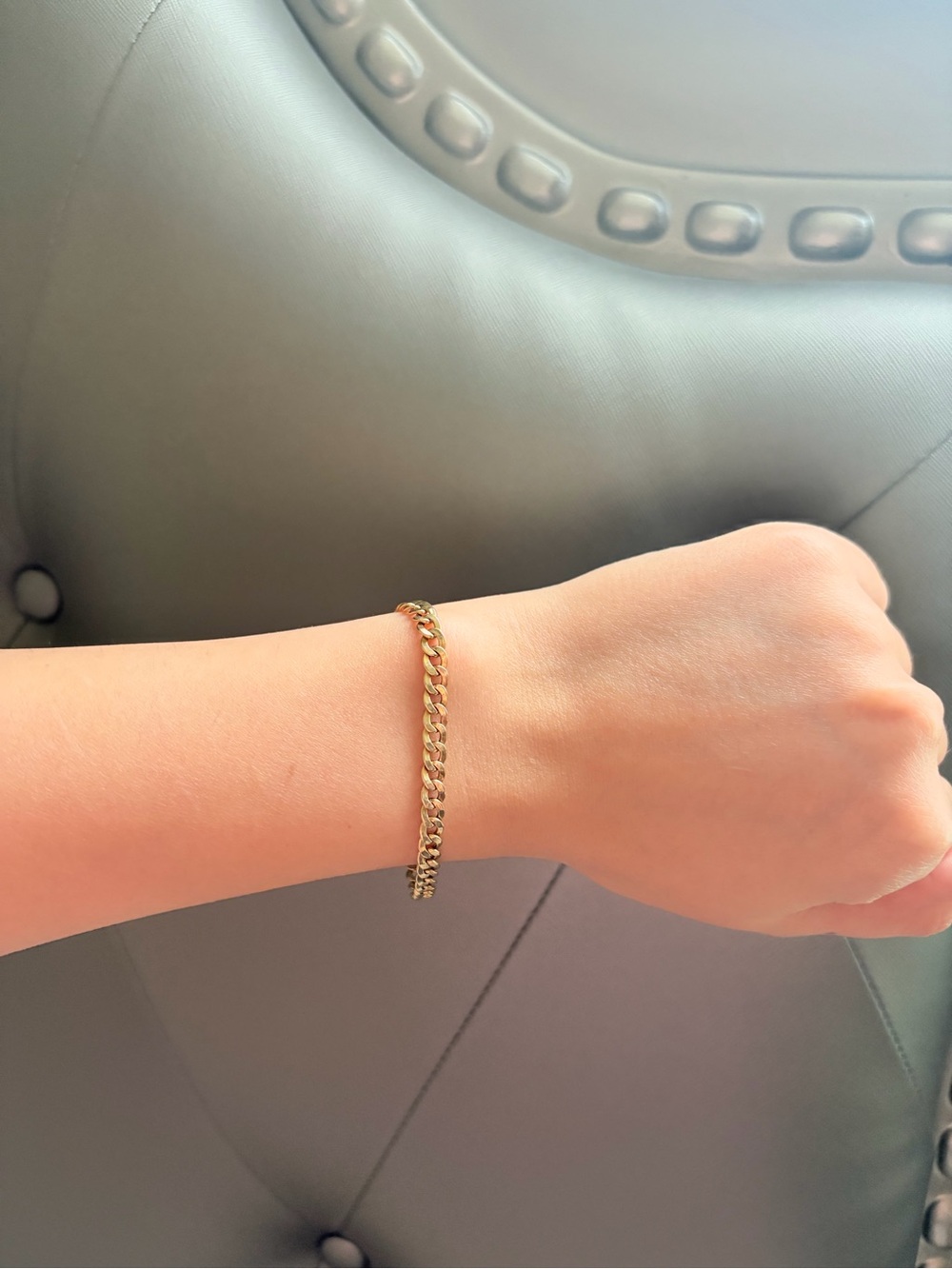 10k Gold Curb link Bracelet